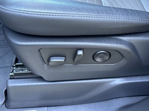 Used 2023 Chevrolet Silverado 1500 ZR2 w/ Technology Package image 20