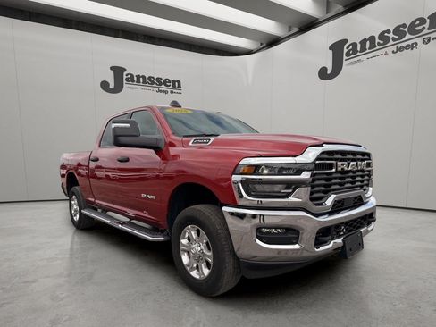 Used 2026 RAM 2500 Big Horn AWD/4WD image 6