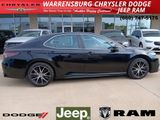 Used 2024 Toyota Camry SE image 2