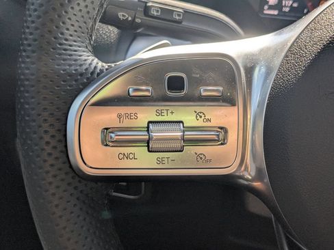 Certified 2023 Mercedes-Benz GLB 250 image 28
