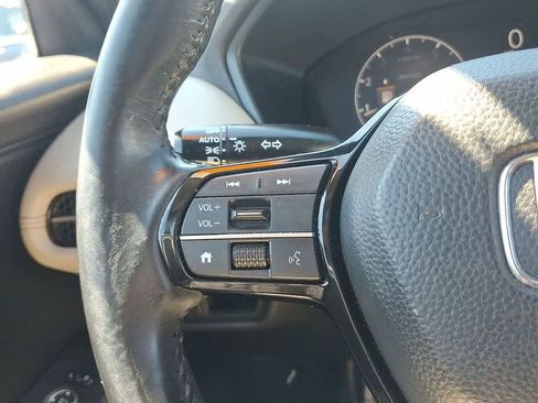 Certified 2023 Honda HR-V EX-L image 16