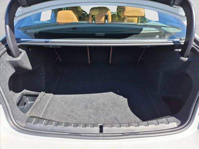 Used 2024 BMW 330i Sedan w/ Premium Package RWD image 6