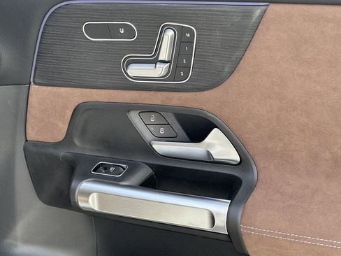 New 2026 Mercedes-Benz GLB 35 AMG 4MATIC image 17