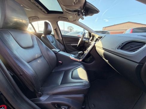 Used 2013 Volvo S60 T6 image 19