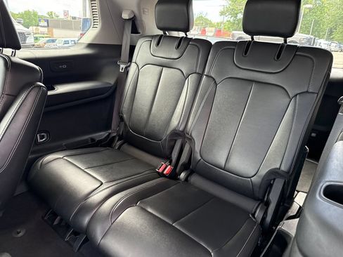 Used 2023 Jeep Grand Cherokee L Limited AWD/4WD image 58
