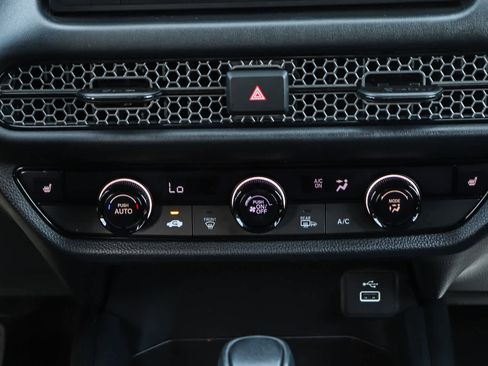Used 2024 Honda HR-V Sport image 16