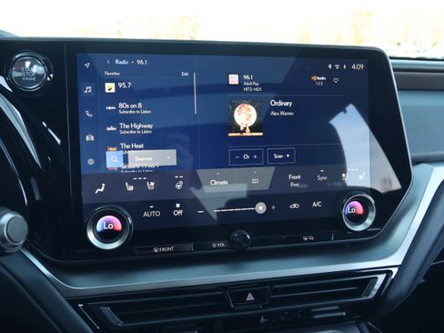 Used 2024 Lexus TX 350 AWD w/ Technology Package image 24