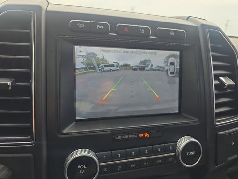 Used 2018 Ford Expedition Max Limited w/ Equipment Group 301A AWD/4WD image 34