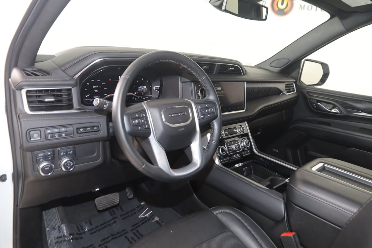 Used 2024 GMC Yukon Denali AWD/4WD image 27