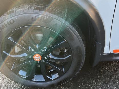 Used 2015 Nissan Juke SL image 35