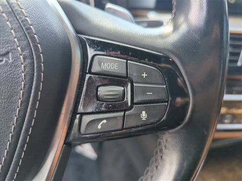 Used 2018 BMW 530i w/ Premium Package RWD image 15
