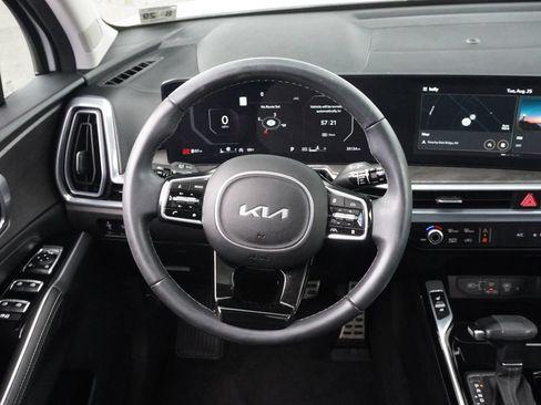 Used 2024 Kia Sorento SX AWD/4WD image 38