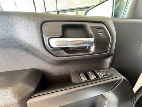 Used 2025 Chevrolet Silverado 1500 Custom Trail Boss image 11