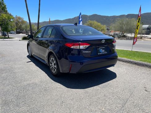 Used 2021 Toyota Corolla LE FWD image 7