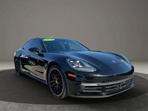 Used 2020 Porsche Panamera 4 image 3