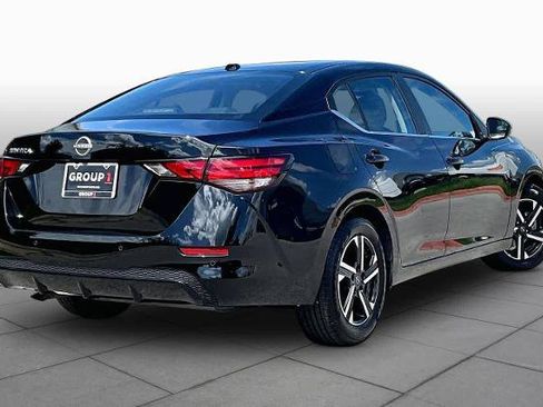 Certified 2025 Nissan Sentra SV FWD image 13