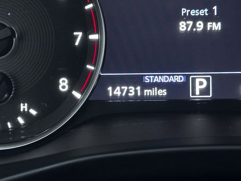 Certified 2025 INFINITI QX50 Luxe image 4