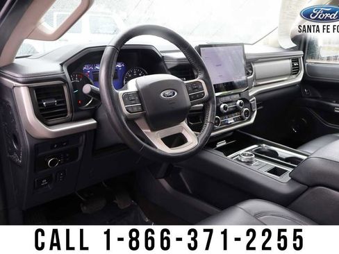 Used 2024 Ford Expedition XLT image 13