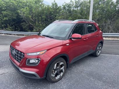 Used 2022 Hyundai Venue SEL w/ Cargo Package
