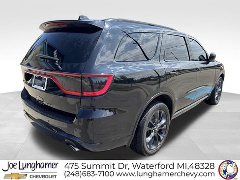 Used 2023 Dodge Durango R/T w/ Hemi Orange Plus Package AWD/4WD image 3