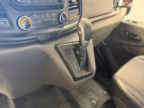 Used 2022 Ford Transit 350 DRW RWD image 16