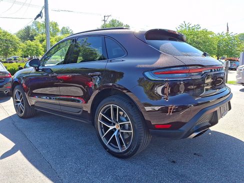 Used 2023 Porsche Macan AWD/4WD image 4