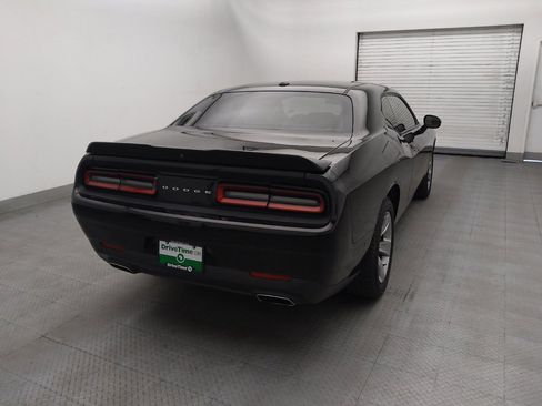 Used 2019 Dodge Challenger SXT RWD image 7