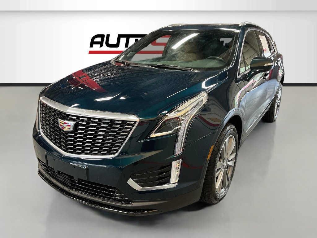 Used 2024 Cadillac XT5 Premium Luxury AWD/4WD image 3