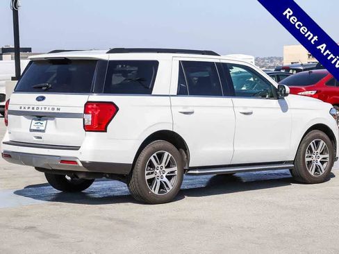 Used 2022 Ford Expedition XLT RWD image 4