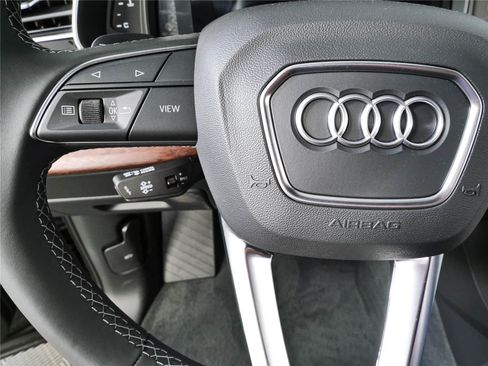 Used 2026 Audi Q7 3.0T Premium Plus w/ Premium Plus Package AWD/4WD image 11