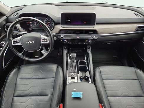 Certified 2022 Kia Telluride SX w/ SX Prestige Package image 23