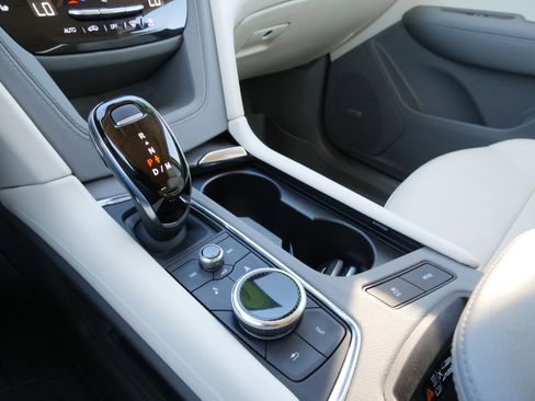 Used 2020 Cadillac XT5 Premium Luxury image 26