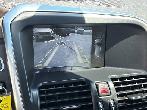 Used 2013 Volvo XC60 T6 AWD/4WD image 19
