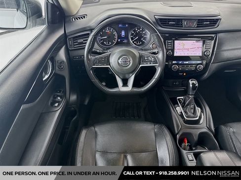 Certified 2018 Nissan Rogue SL FWD image 23