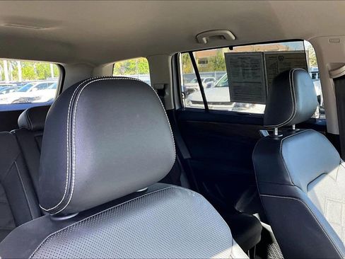 Certified 2025 Volkswagen Atlas SE AWD/4WD image 22