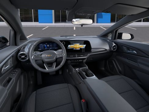 New 2026 Chevrolet Equinox EV LT w/ Midnight Package FWD image 15