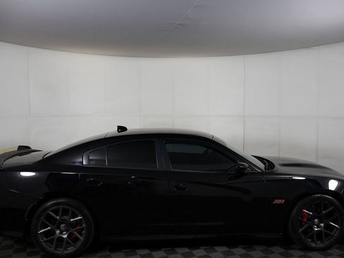 Used 2016 Dodge Charger R/T Scat Pack image 7