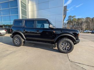 New 2025 Ford Bronco Badlands video 3