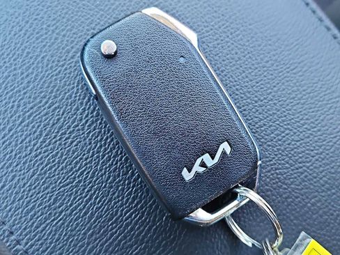 Used 2024 Kia Soul LX w/ Option Group 015 image 34