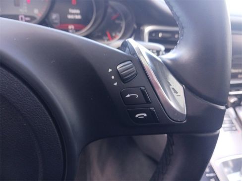 Used 2013 Porsche Panamera S image 35