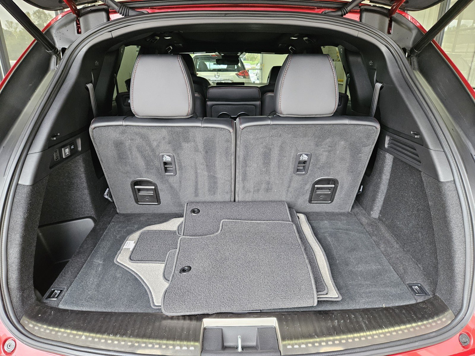 Used 2026 Acura MDX A-Spec w/ Advance Package AWD/4WD image 11