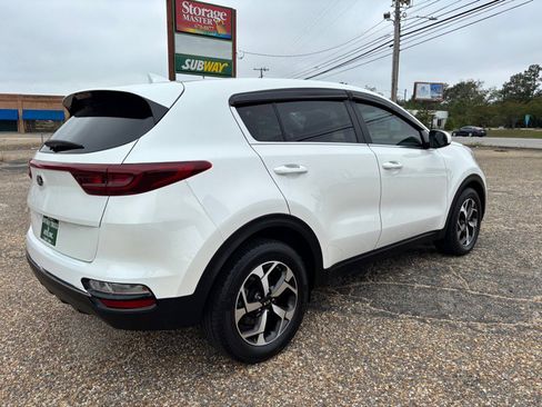 Used 2021 Kia Sportage LX image 5