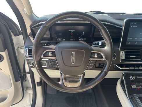 Used 2021 Lincoln Navigator L Black Label w/ Special Edition Package AWD/4WD image 12