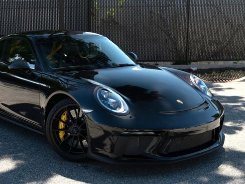 Used 2018 Porsche 911 GT3 RWD image 26