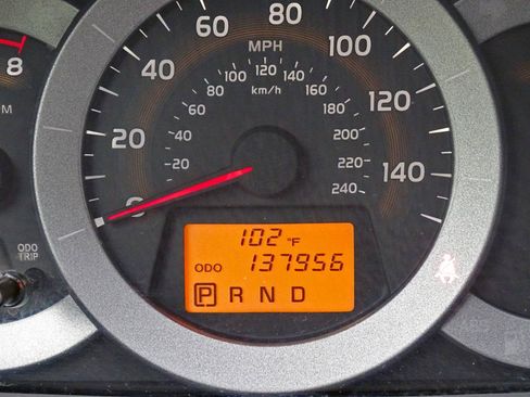 Used 2010 Toyota RAV4 4WD V6 image 37