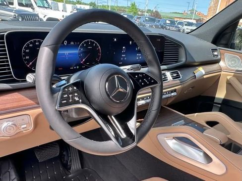 New 2026 Mercedes-Benz GLE 450 4MATIC image 16