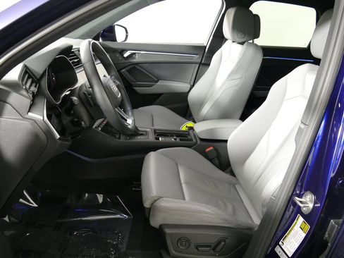 Used 2024 Audi Q3 2.0T Premium Plus AWD/4WD image 10