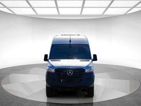 New 2025 Mercedes-Benz Sprinter 2500 image 6