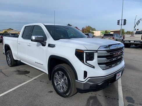 New 2026 GMC Sierra 1500 SLE w/ Preferred Package image 4