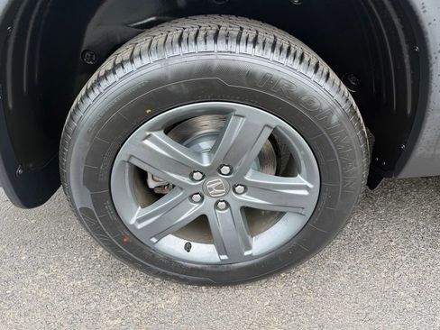 Used 2023 Honda Ridgeline RTL-E image 12